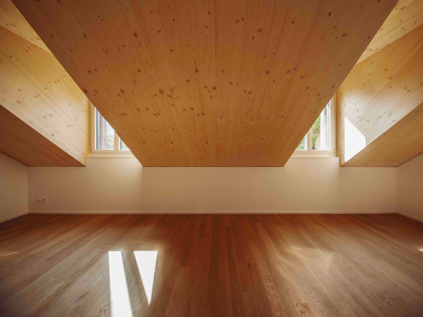 29.09.25: Das Musterhaus 29b ist fertiggestellt und besichtigungs- und bezugsbereit. Die Häuser 29c und 31a, b und c sind bereit für den Innenausbau. Unser nächster Tag der offenen Türen findet am Sonntag, 26. Oktober 2025 statt.